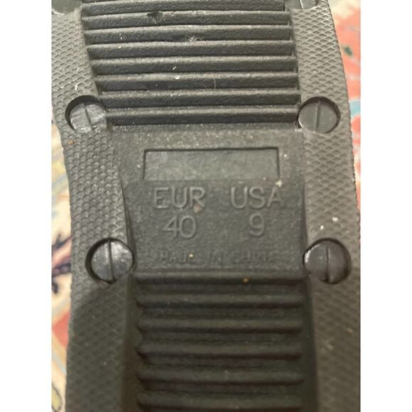 Frisky Black Gold Slip on Sandals size 9 - Picture 5 of 7